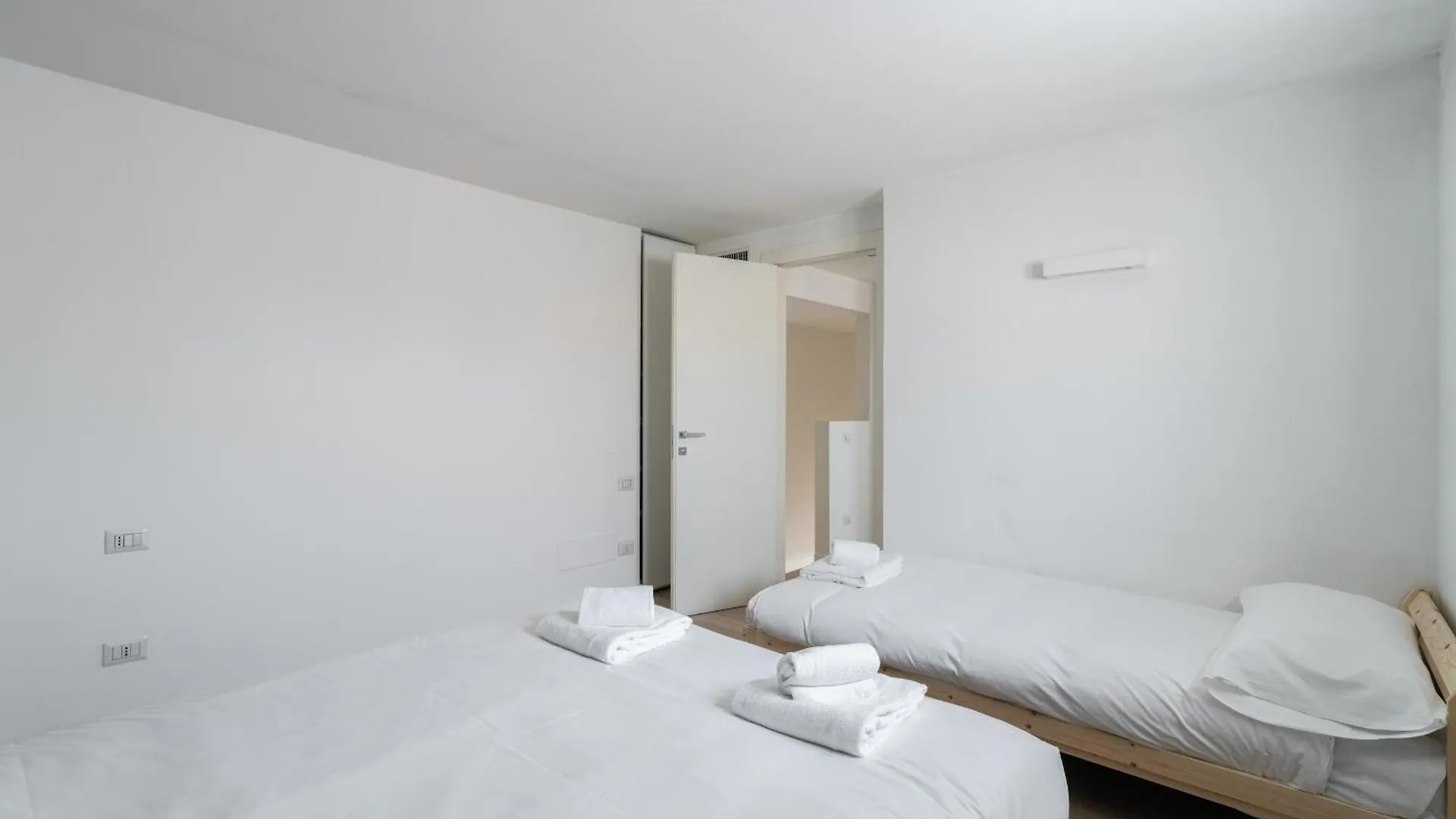Appartamento Parmenide Milan Apartment